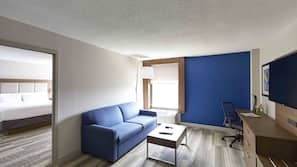 Premium bedding, pillowtop beds, in-room safe, desk
