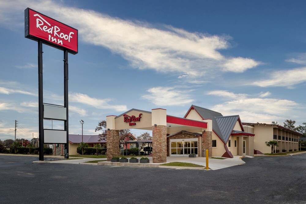 Red Roof Inn Lumberton in Lumberton Best Rates & Deals on Orbitz