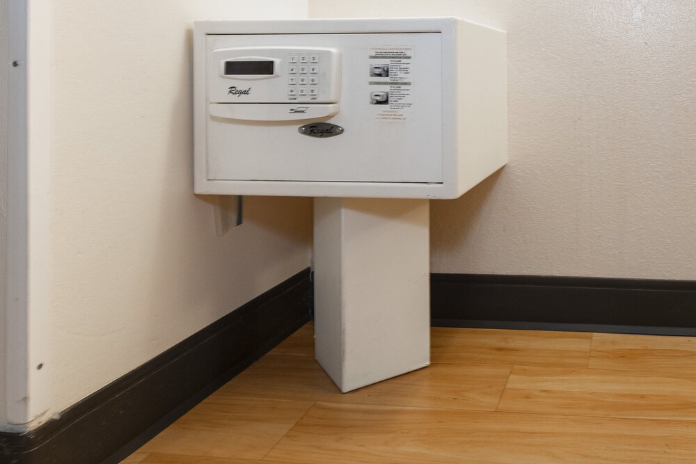 Red Roof Inn Lumberton in Lumberton Best Rates & Deals on Orbitz