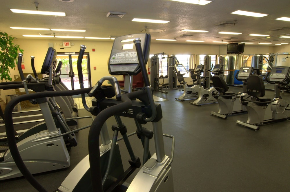 Fitness facility, Alexis Park All Suite Resort