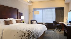 Premium bedding, in-room safe, desk, laptop workspace