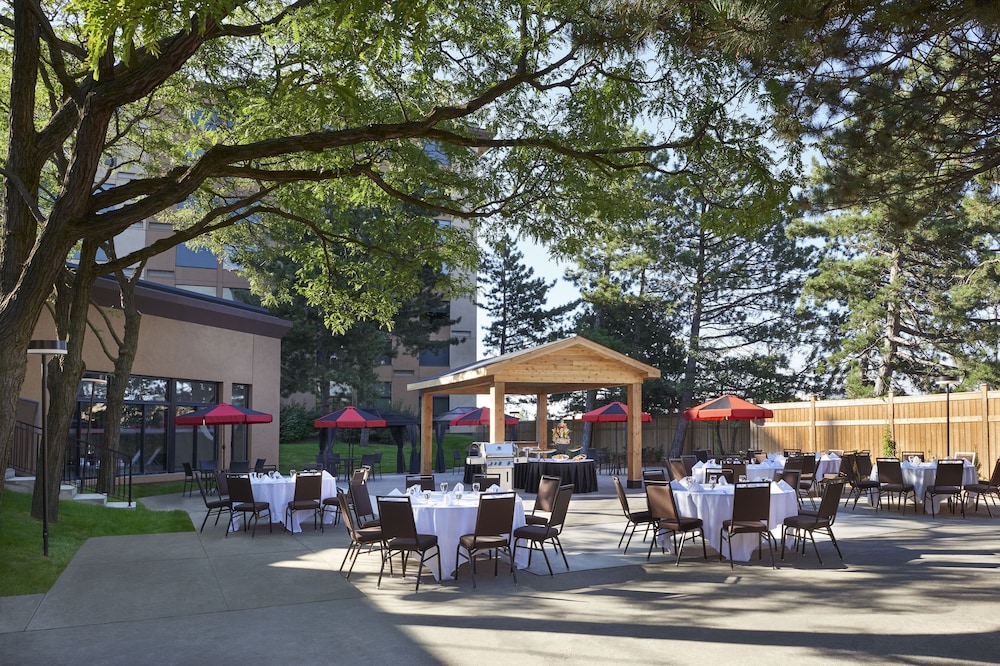 Four Points Toronto Lakeshore Toronto Canada Four Points by Sheraton Toronto Airport in Toronto | Best Rates & Deals