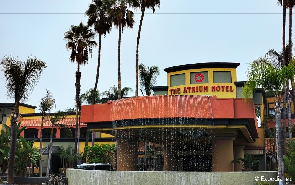 Atrium Hotel At Orange County Airport In Irvine Rates Featured Image
