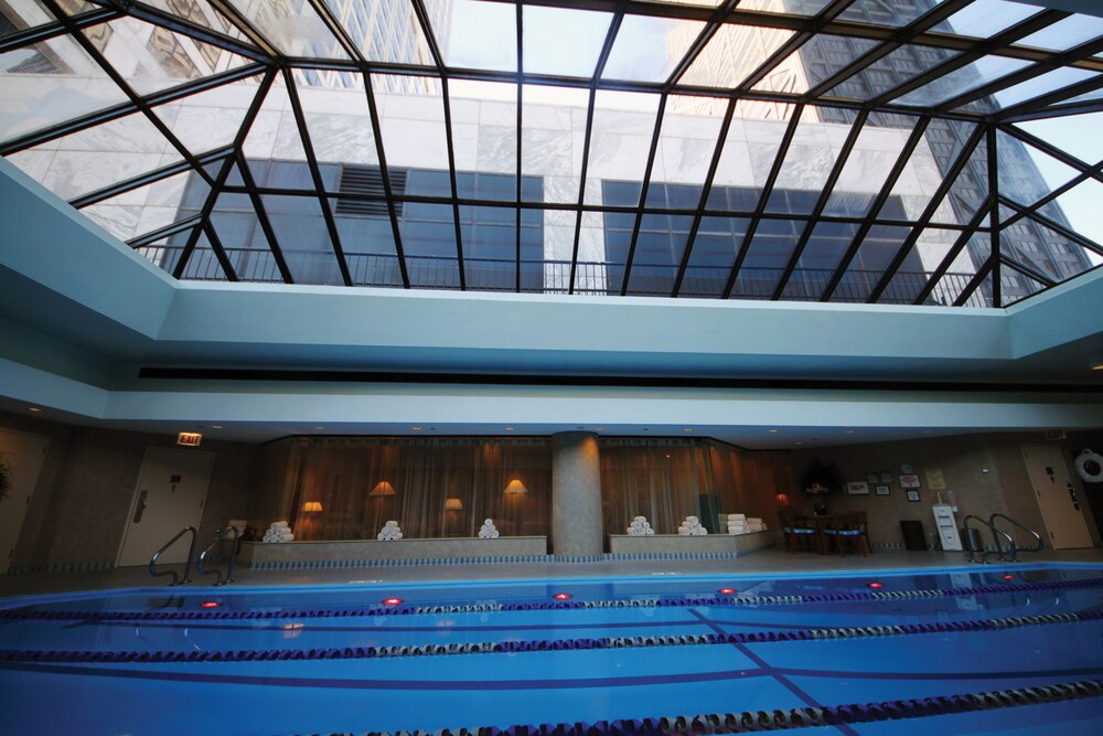 Indoor pool, The Ritz-Carlton, Chicago