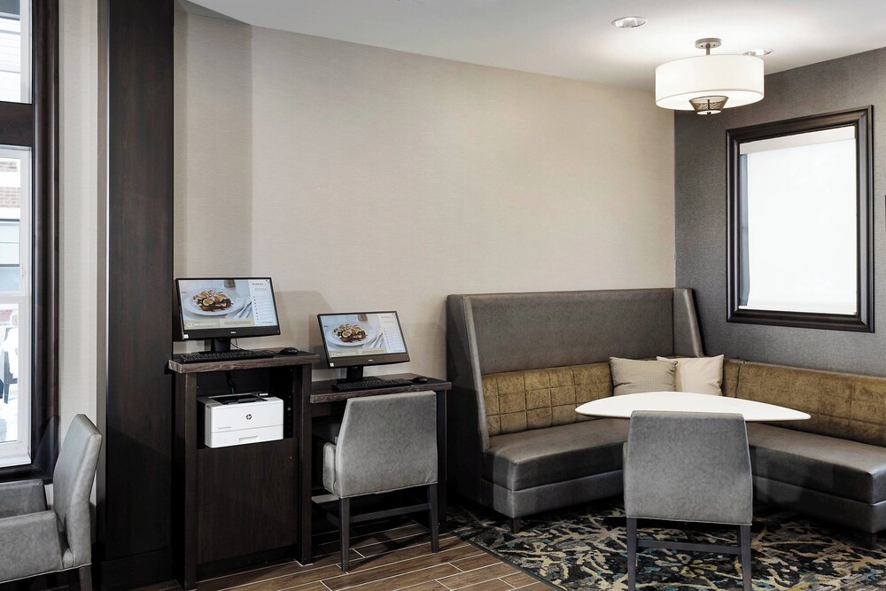 Residence Inn By Marriott Milwaukee Brookfield