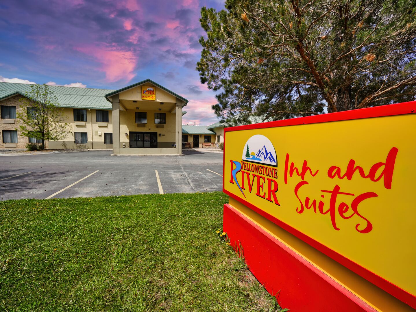 Yellowstone River Inn & Suites in Livingston, United States