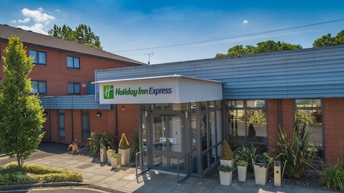 Hotels Near Hoghton Tower 38 Ebookers Holiday Inn Express Preston South