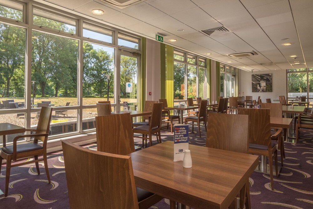 Holiday Inn Express Preston - South, an IHG Hotel