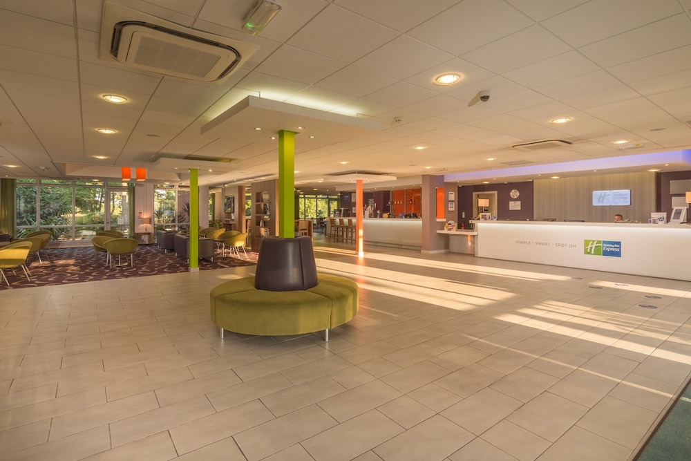 Holiday Inn Express Preston - South, an IHG Hotel