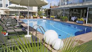 Utomhuspool