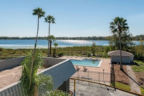 Outdoor pool, open 9:00 AM to 9:00 PM, sun loungers