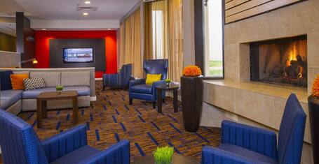 Holiday Inn Virginia Beach Norfolk Hotel Conference Center An Ihg Hotel In Virginia Beach Va Expedia Holiday Inn Virginia Beach Norfolk Hotel Conference Center An Ihg Hotel In Virginia Beach Va Expedia