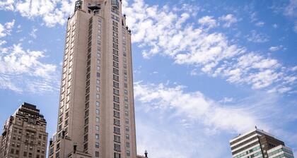 Four Seasons Hotel New York
