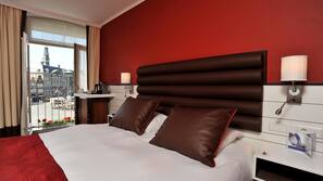 Minibar, in-room safe, desk, blackout drapes