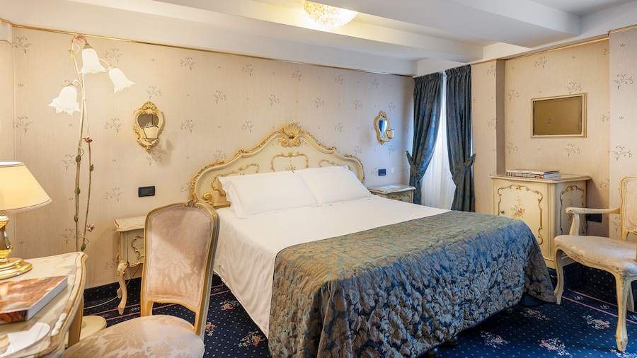 Hotel Montecarlo