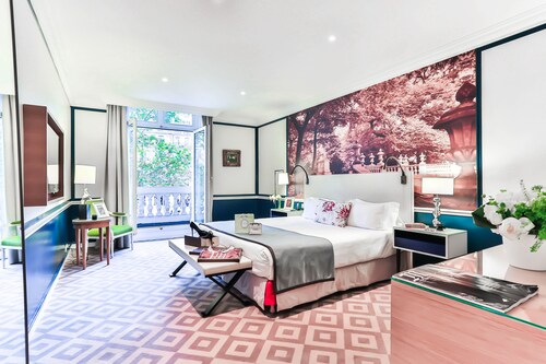 Serviced Apartments Paris Au 211 Holiday Wotif Fraser Suites Le Claridge Champs Elysées