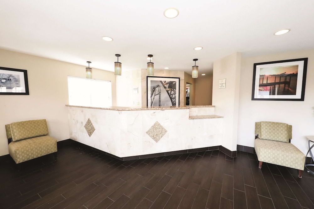 5 Best Hotels With InRoom Hot Tub In Sandusky, Ohio Trip101