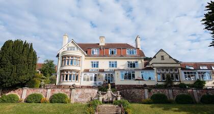 Northfield Hotel