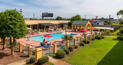 Quality Inn Richmond Hill - Savannah I-95