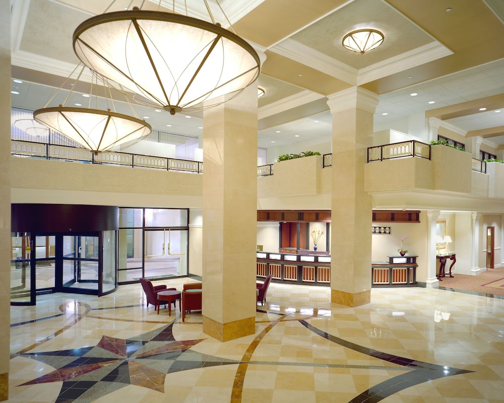 Interior entrance, Sheraton Pentagon City Hotel