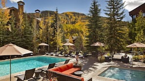 Outdoor pool, pool umbrellas, sun loungers