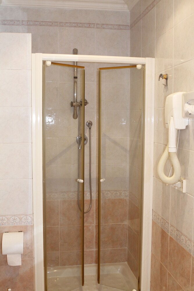 Ducha en el cuarto de baño