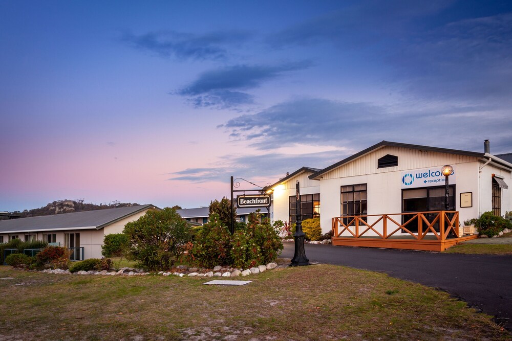 Beachfront At Bicheno