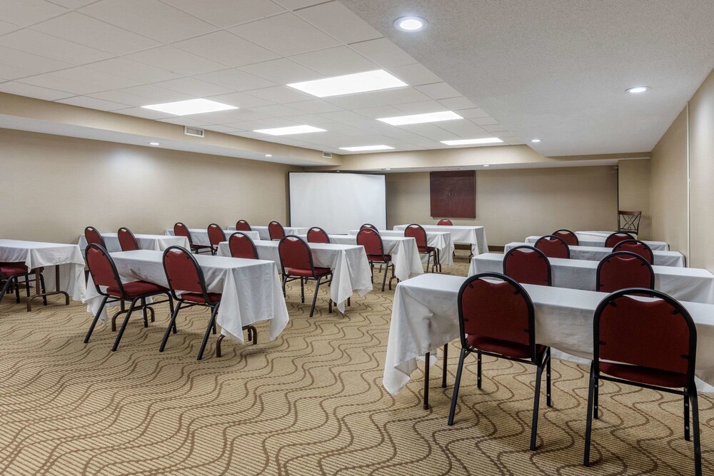 Meeting facility, Comfort Inn Arlington Heights - O'Hare Airport