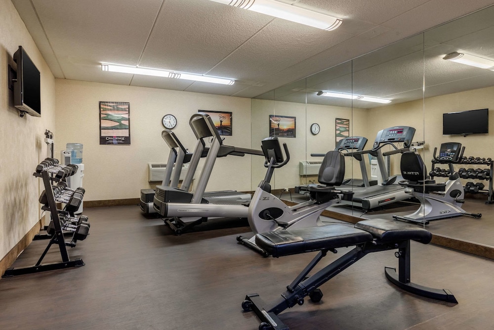 Fitness facility, Comfort Inn Arlington Heights - O'Hare Airport