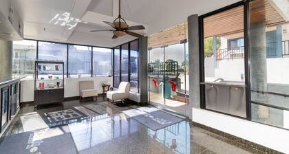 Art Hotel Laguna Beach