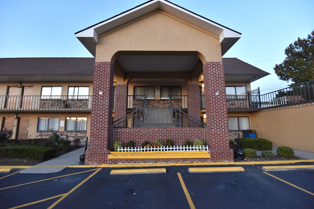 BEST WESTERN® WINCHESTER HOTEL Winchester KY 1307 West Lexington