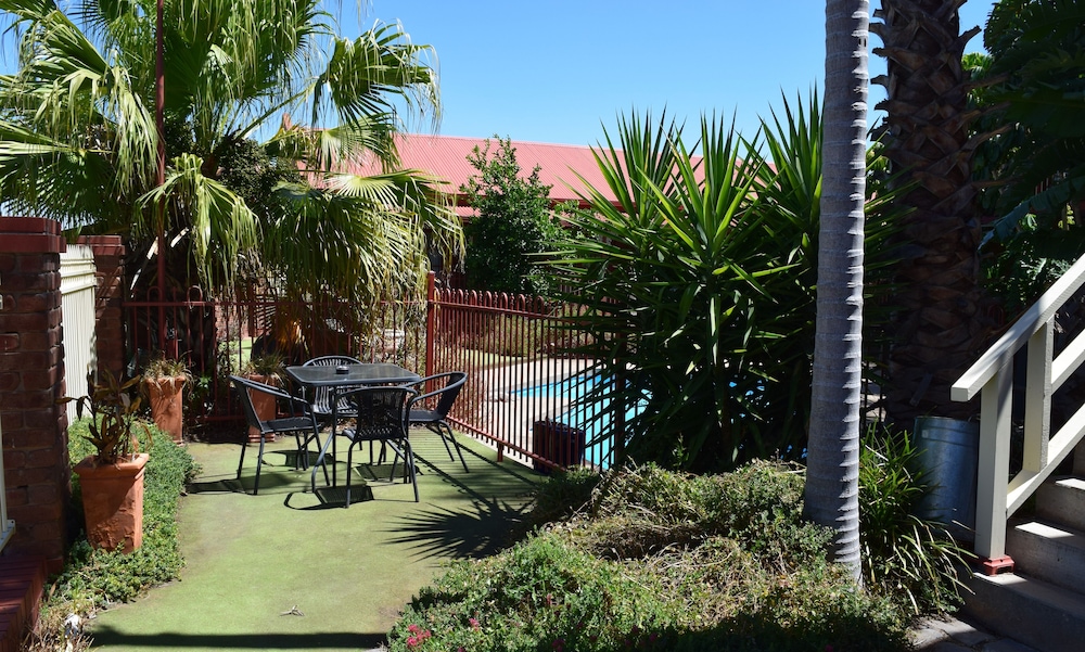 Terrace/patio, Early Australian Motor Inn