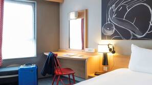 Coffre-forts dans les chambres, ameublement personnalisé, bureau