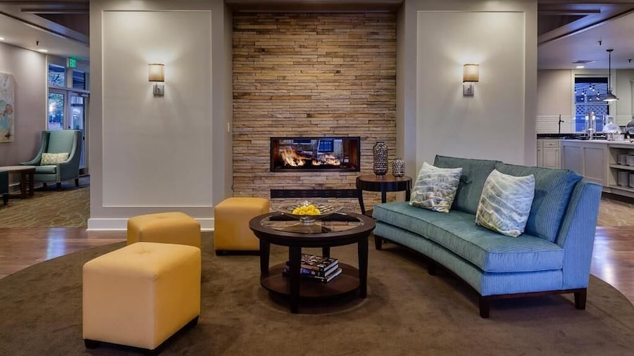 Poplar Inn and Suites