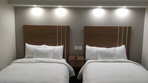 Iron/ironing board, free WiFi, linens