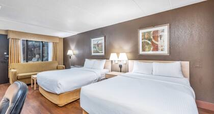 Seven Oaks Hotel Regina