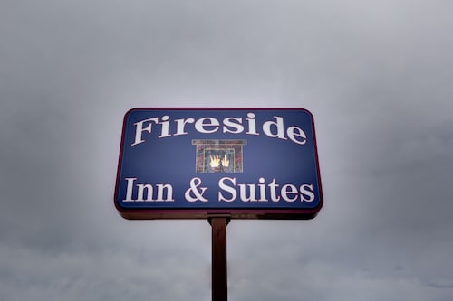 Great Place to stay Fireside Inn & Suites near Devils Lake 