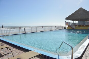Comfort Inn Suites Daytona Beach Oceanfront Deals Reviews