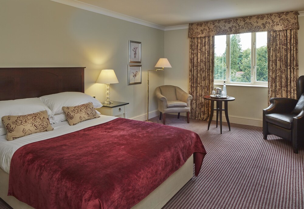 Room, Macdonald Berystede Hotel