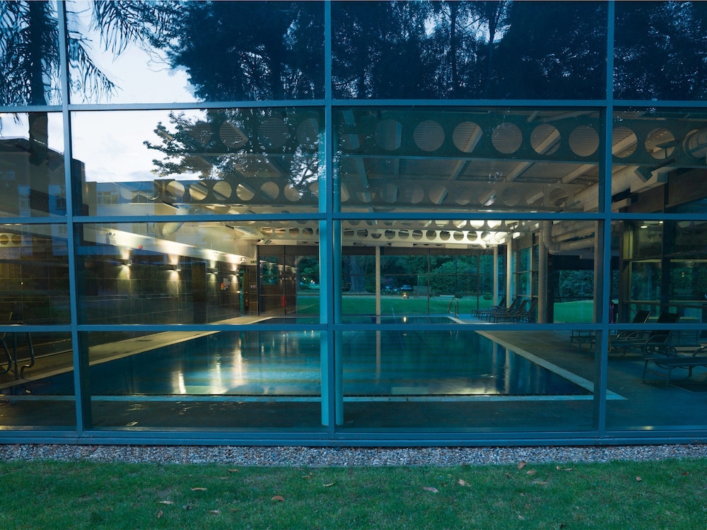 Indoor pool, Macdonald Berystede Hotel