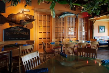 Holiday Inn Hotel & Suites Clearwater Beach S-Harbourside