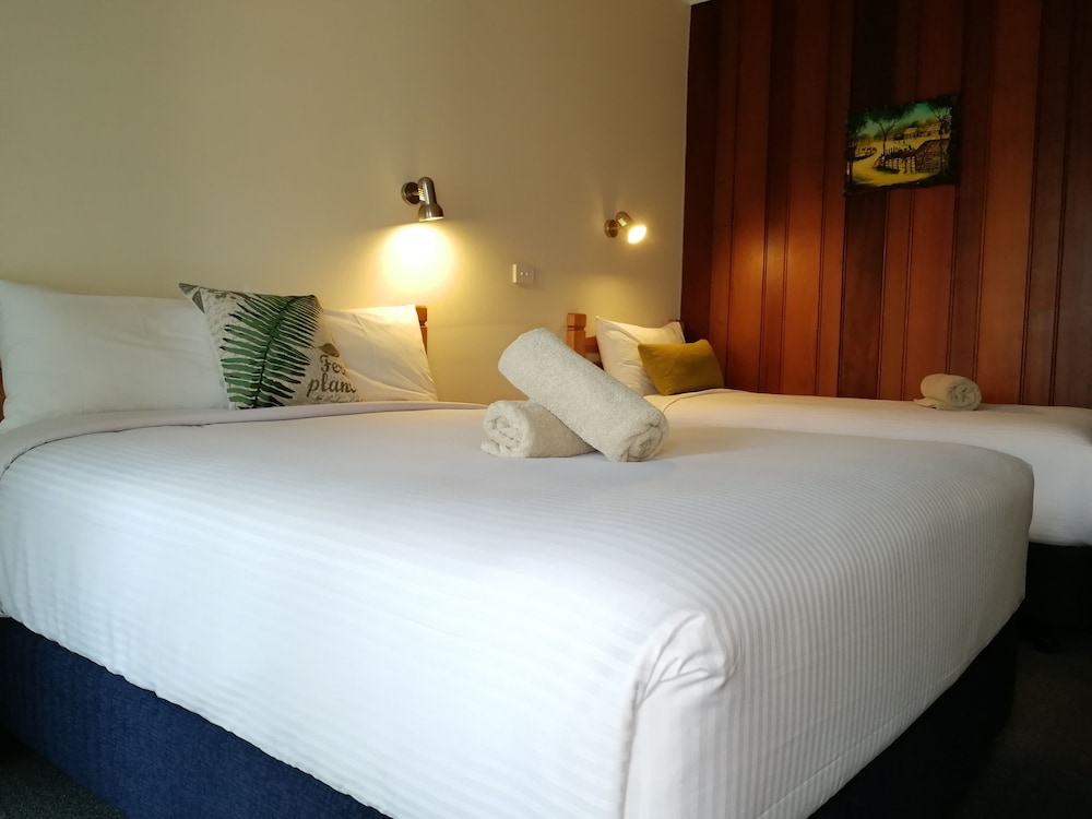 Room, Banjo Paterson Motor Inn