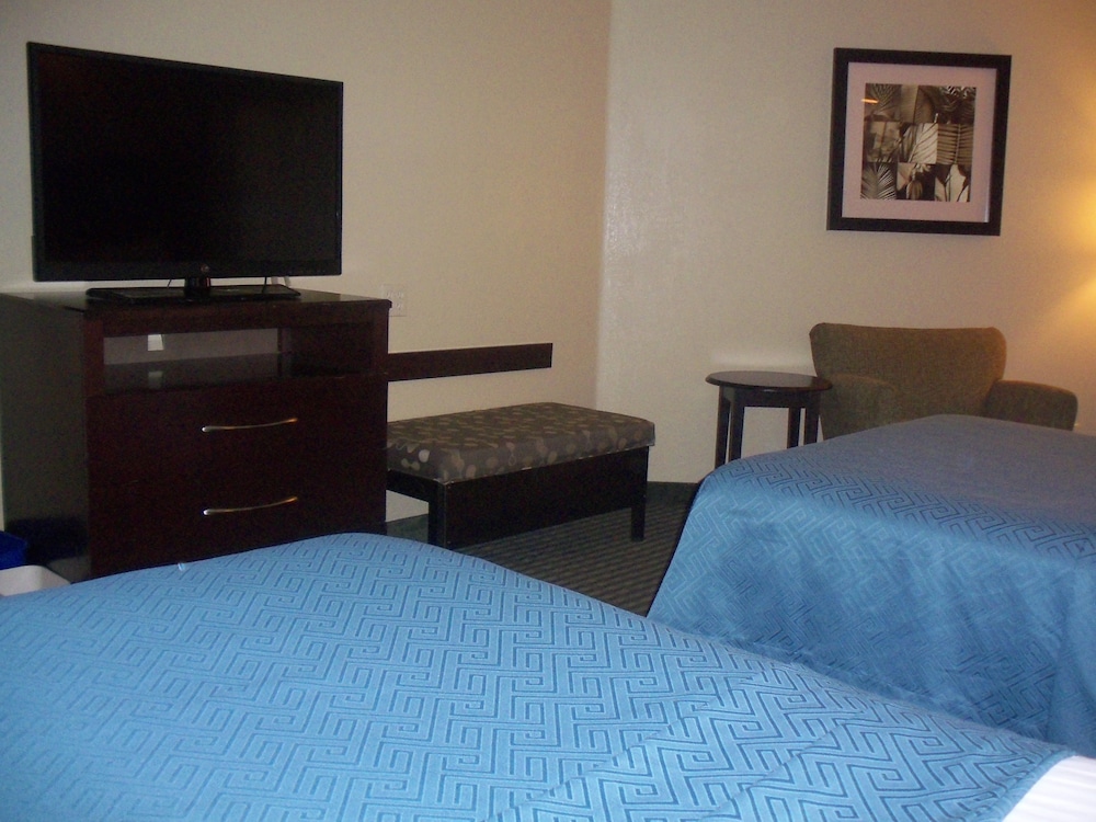 Best Western Plus Wine Country Inn & Suites