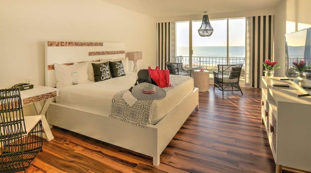 Blockade Runner Beach Resort, Wrightsville Beach 125 Room Prices