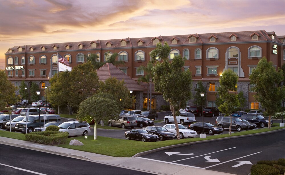 Exterior, Ayres Suites Yorba Linda