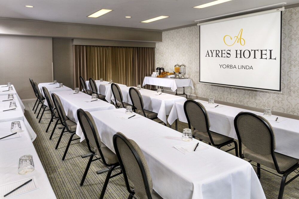 Meeting facility, Ayres Suites Yorba Linda