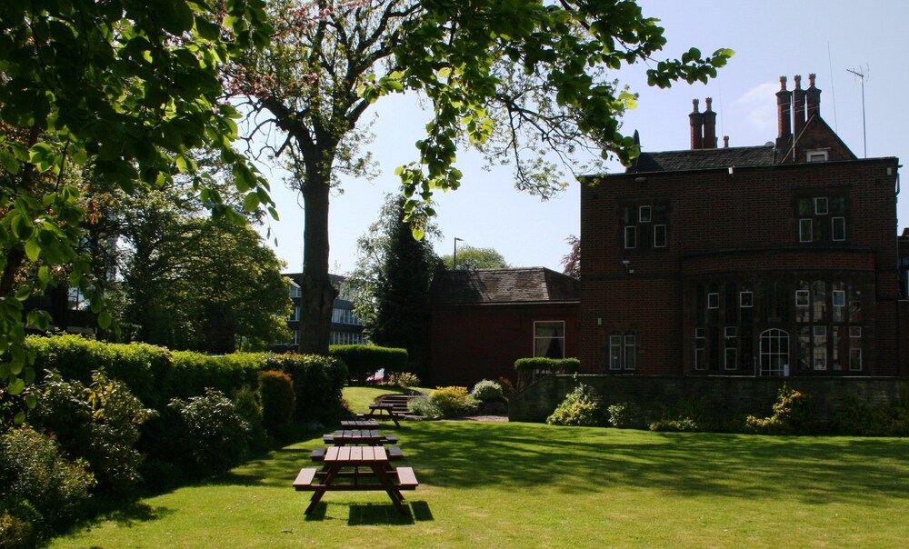 Best Western Plough & Harrow Hotel