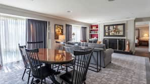 1 bedroom, premium bedding, down duvet, minibar