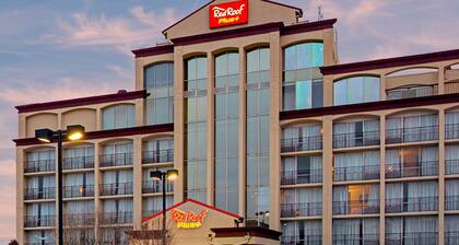 Red Roof Inn PLUS+ Wichita East