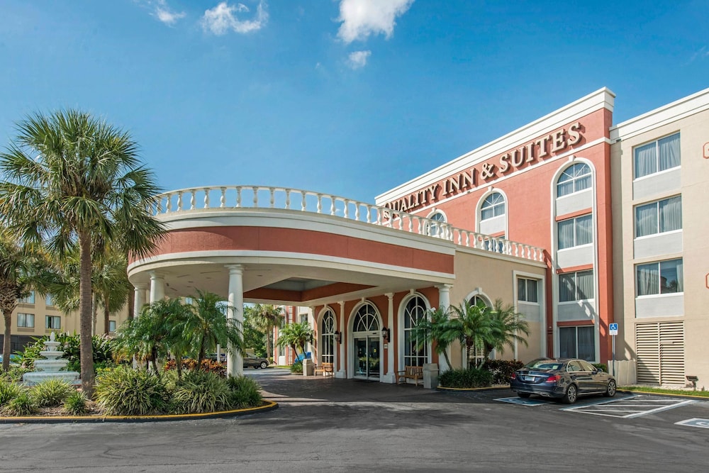 Exterior, Quality Inn & Suites Near the Theme Parks